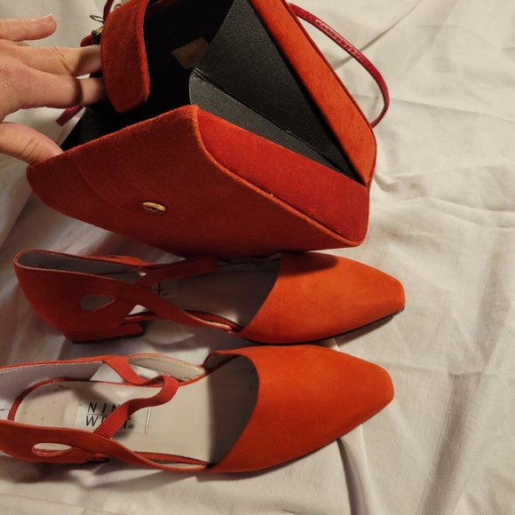 Nine West Red suede flats size 10 and purse pocketbook bag - Picture 5 of 6
